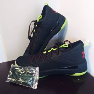 Under armour lighting 5 mens size 10.5 new